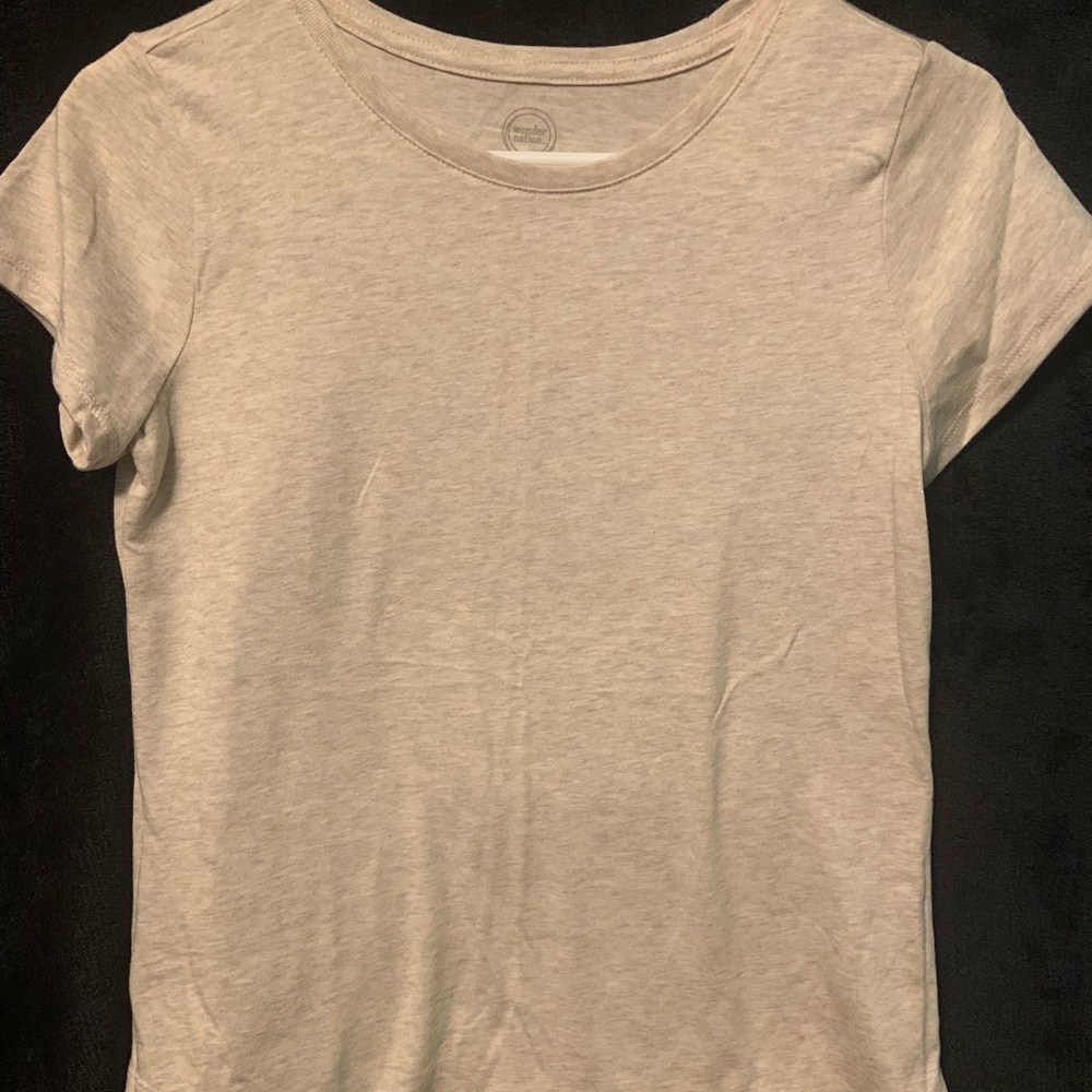 Plain beige tee shirt